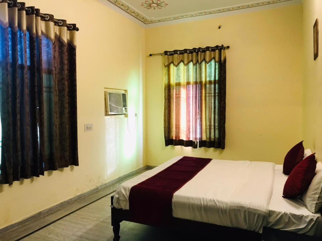 Hotel Green Haveli - A Heritage And Hill View Hotel , Pushkar Exterior foto